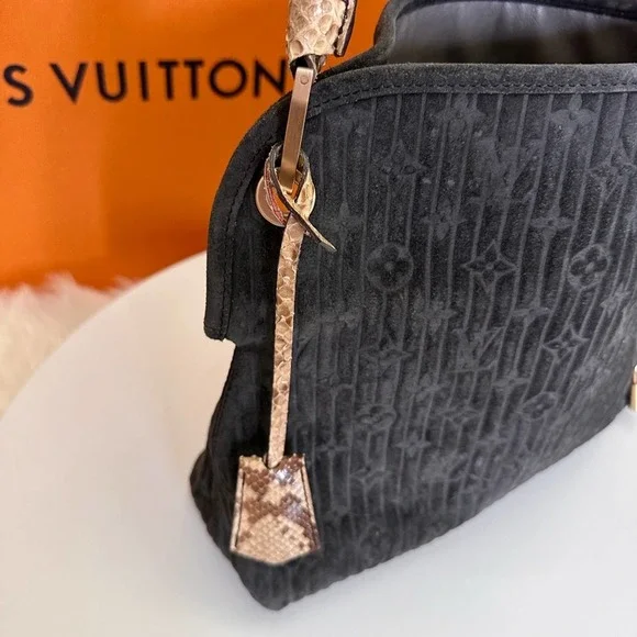 Authentic Rare Louis Vuitton Shoulder bag - Picture 5 of 13